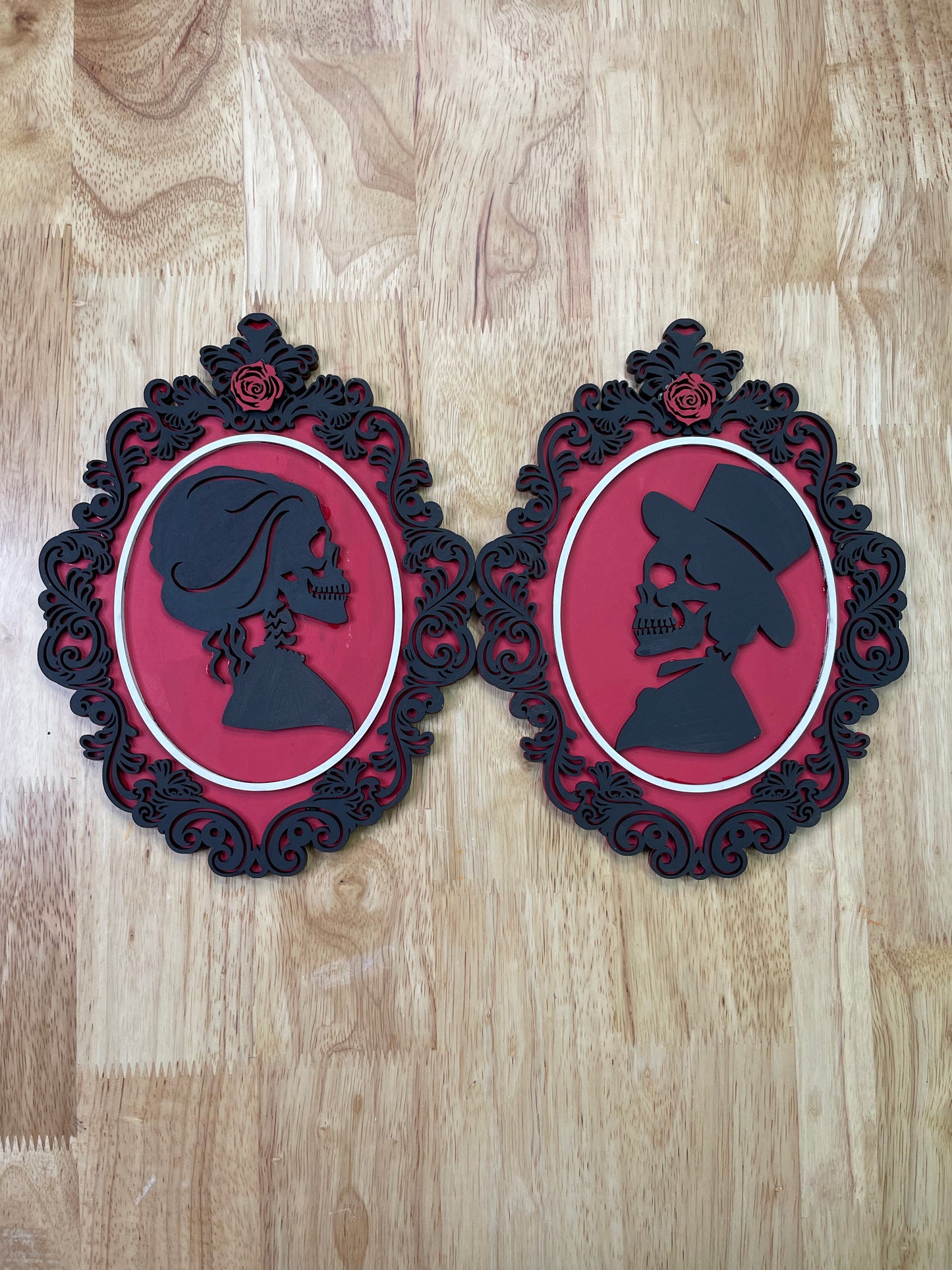 Victorian skulls - Frame