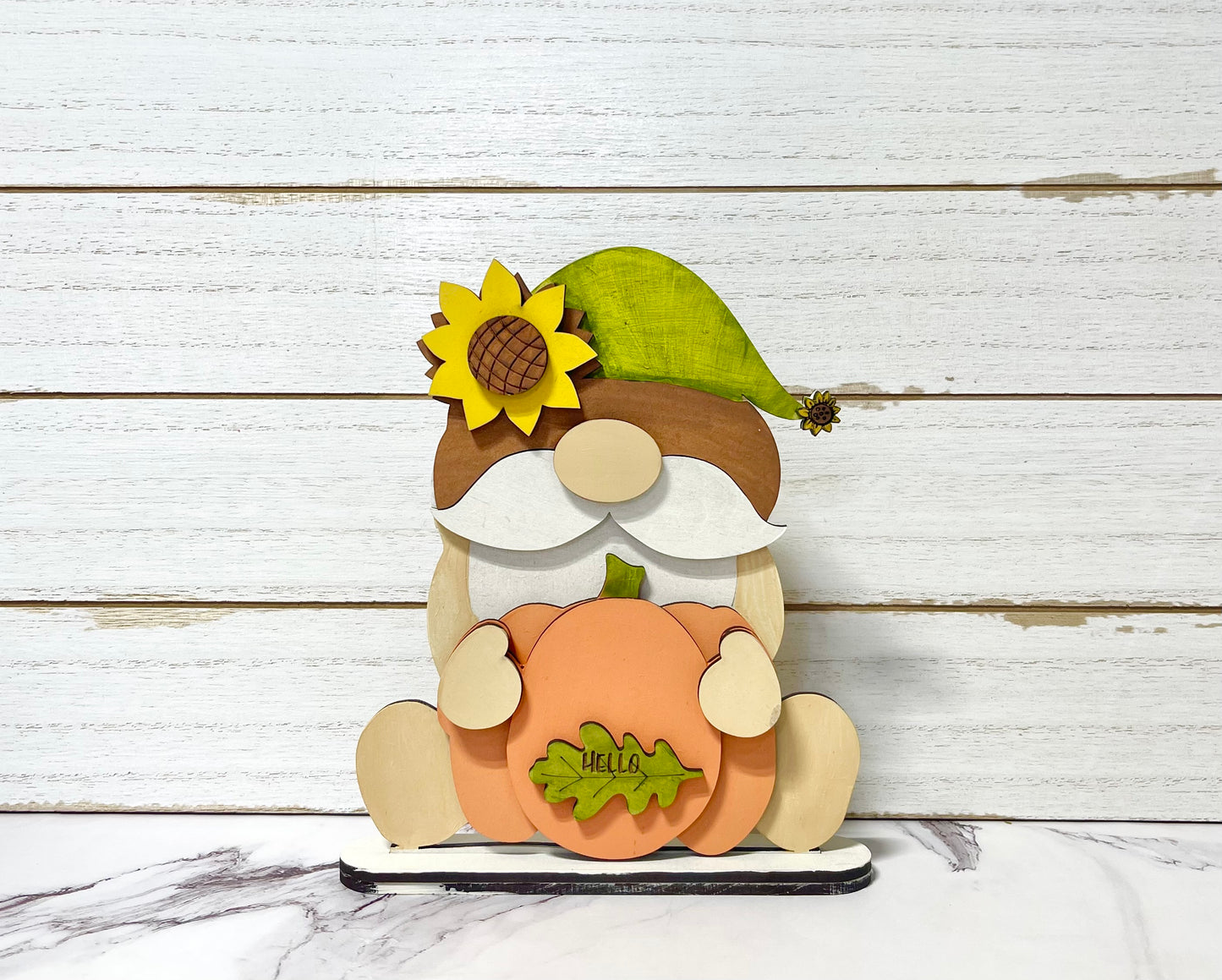 Fall Gnome - Shelf sitter